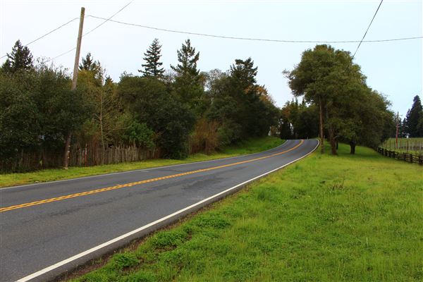 Highway 128 - Anderson Valley corridor - Highway 128 - North of Philo (3/23/2017 - Credits: Kellen Lim)