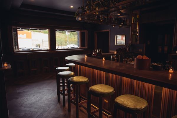 Bar Henry (1/9/2019)