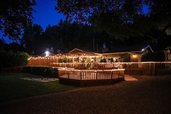 Mountain Terrace, The (2/26/2019 - Credits: Kindred Weddings, Scott Roeder Photo, Ryan Sin Photography)