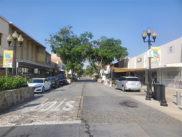 Historic Downtown Pomona - Vacant Retail Space (9/8/2021 - Credits: Joseph Antonelli)