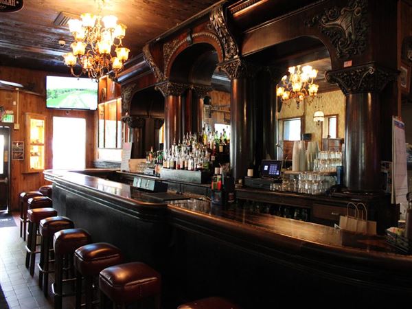 Silver Dollar Saloon (4/11/2022 - Credits: Yuba Sutter Film Commission)