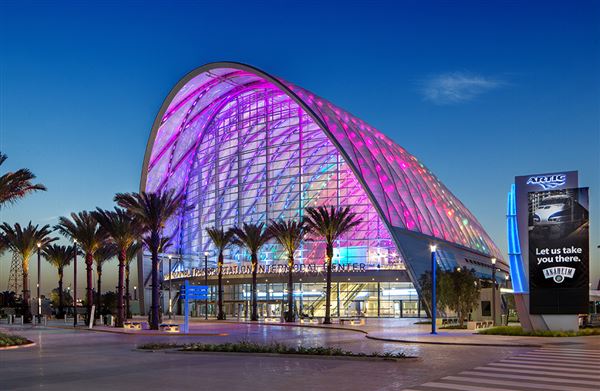 Anaheim Regional Transportation Intermodal Center (ARTIC) (10/6/2022)