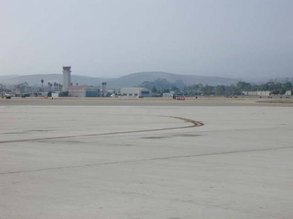 Santa Barbara Municipal Airport (12/31/2003)