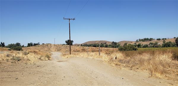 60 acres of vacant raw land - Perris CA (9/20/2019 - Credits: Angela King)