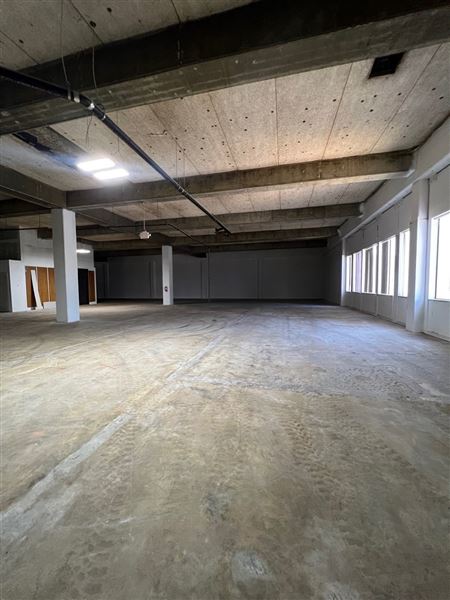 Los Angeles Downtown - Pico Blvd (7/1/2023 - Credits: Warehouse Exchange)