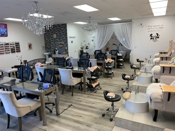 Vivid Nails & Beauty Bar (12/1/2023 - Credits: Photo Courtesy of Vivid Nails & Beauty Bar)