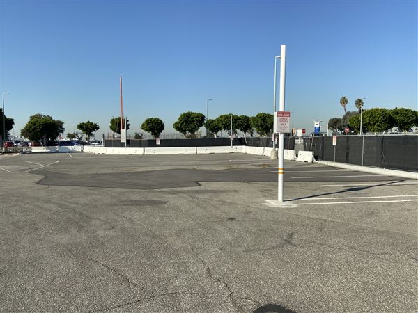 Los Angeles International Airport (LAX) - Limo Lot (12/6/2023 - Credits: Michael S. Hoffner)