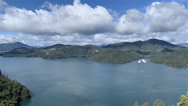 20359 Shasta Caverns Road - Boat ride across Lake Shasta to Caverns (5/5/2024 - Credits: Brandy Davis)