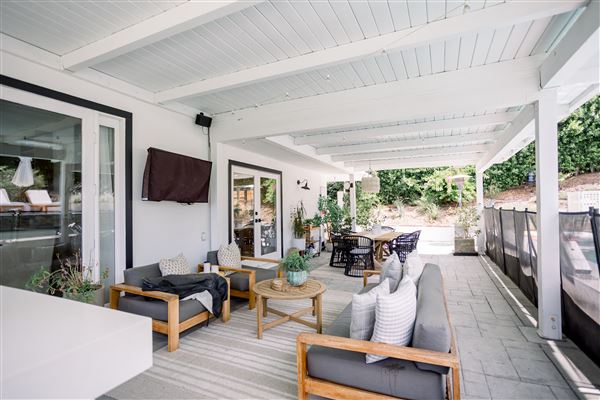 Ranch style home located in the hills of Woodland Hills (6/6/2024 - Credits: staci pearlman)