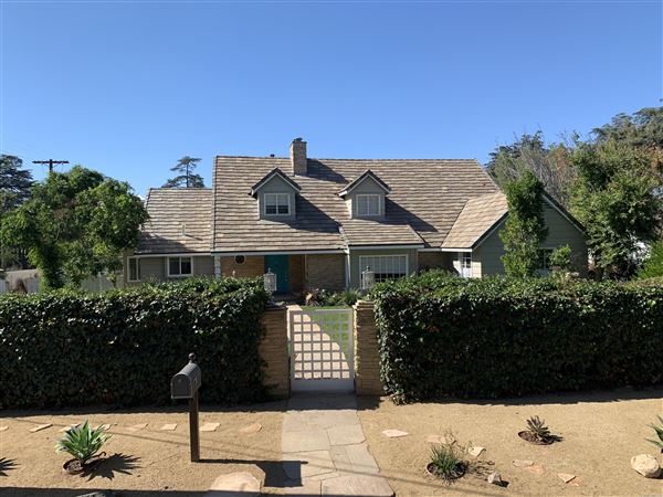 Suburban House Van Nuys (7/18/2024 - Credits: submitted by: Susan Krieg)