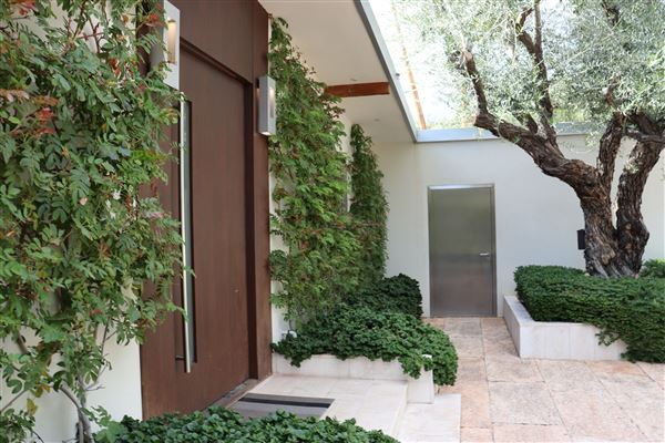 Frederick Loewe Estate (8/13/2024 - Credits: Thies Lemke - Locations Unlimited)