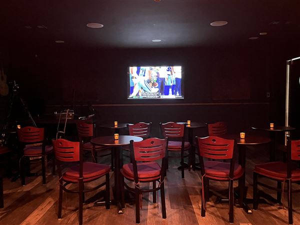 Live From Cafe LA (8/24/2024 - Credits: roger campo)
