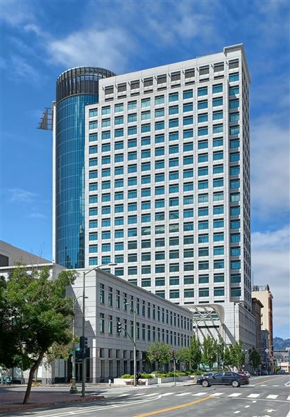 Elihu M Harris State Building - Department of General Services (DGS) (5/29/2023 - Credits: By Mx. Granger - Own work, CC0, https://commons.wikimedia.org/w/index.php?curid=132481508 (Public Domain))