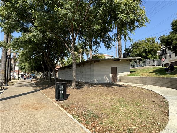 Echo Park Lake Recreation Center (9/17/2024 - Credits: Brandy Davis)