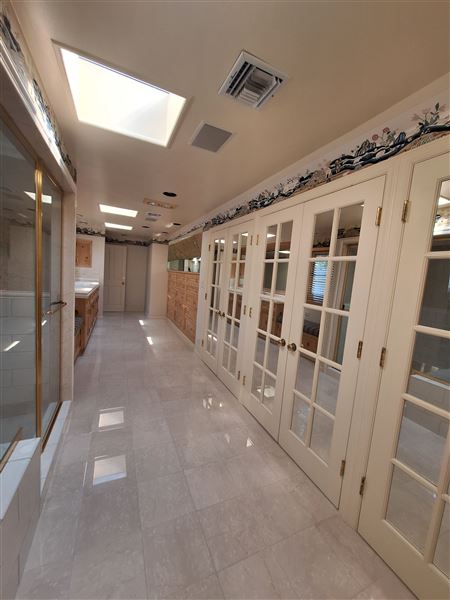 Beverly Hills (9/19/2024 - Credits: submitted by: Jacklin Yasharal)