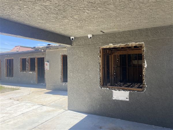 Abandoned Motel in the High Desert (2/6/2024 - Credits: Yonnus Becker)