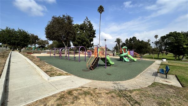 Edward Vincent Park - Playgrounds (10/17/2024 - Credits: Brandy Davis)