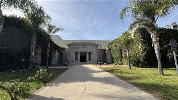 Hollywood Forever Cemetery (11/7/2024 - Credits: Brandy Davis)