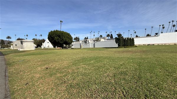 Hollywood Forever Cemetery (11/7/2024 - Credits: Brandy Davis)