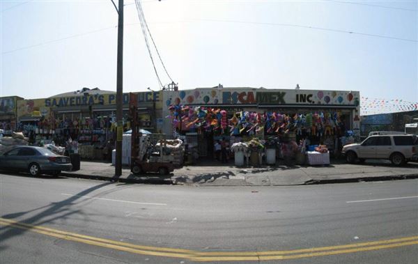 Central Ave. & Olympic Blvd. (9/1/2010 - Credits: Lindsay Mizrahi)