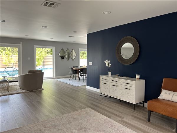 California Modern in Residential Encino Hills (2/3/2025 5:40:43 PM - Credits: submitted by:)