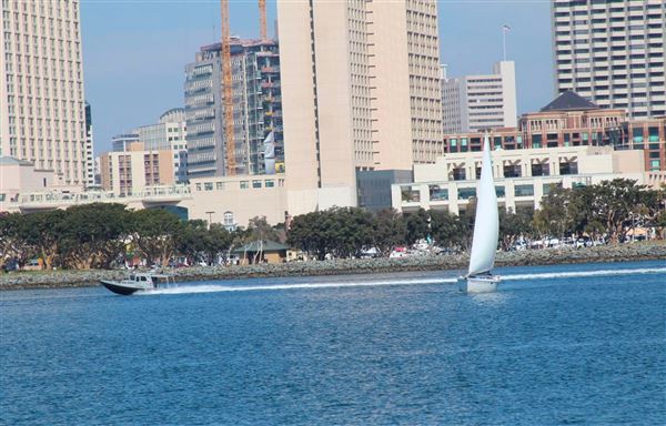 Coronado Ferry Landing Park and Beach (11/17/2011 - Credits: Joel Boling)