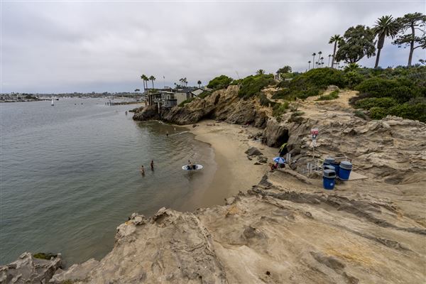 beach様 Locations Hub - Corona del Mar State Beach (SB)