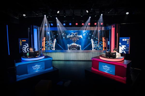 The Burbank Studios (6/3/2025 - Credits: worthe)