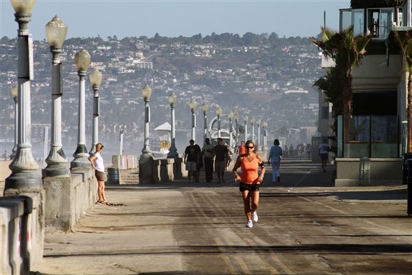 Mission Beach (9/27/2010 - Credits: Courtesy of SanDiego.org)