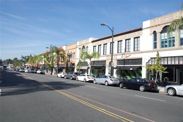 Pasadena - Old Pasadena District (8/8/2025 - Credits: Pasadena Film Office)