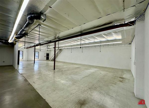 Grimco Owensmouth - Office Warehouse Building - VACANT (9/8/2025 - Credits: submitted by: Joseph Grinbaum / updated 7.15.2021 lm)