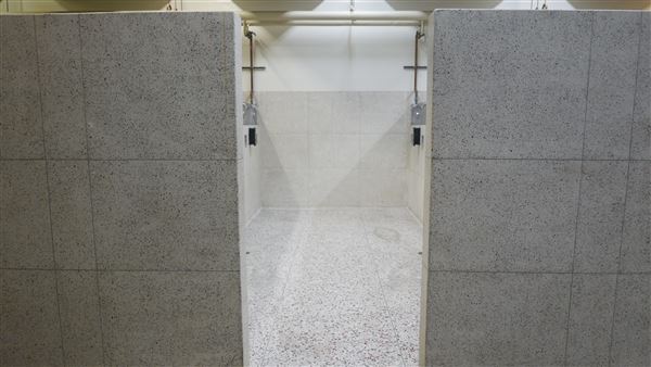 College of the Canyons - Locker Rooms (3/28/2015 - Credits: Leo Fialho)