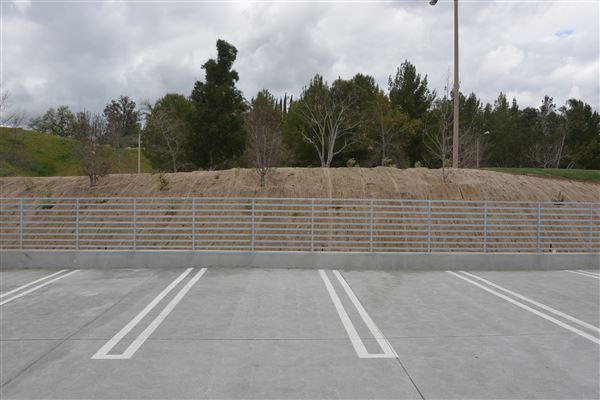 College of the Canyons - Lot 7 Parking Structure (3/21/2019 - Credits: Leo Fialho)