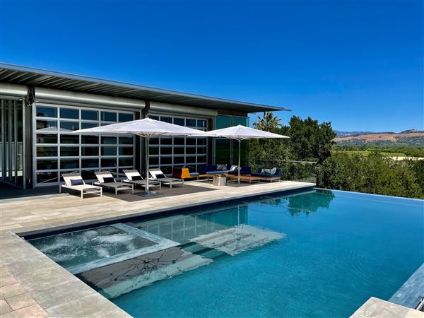 Modern Industrial House overlooking Russian River Valley Vineyards (10/13/2022 - Credits: Chris Horan)