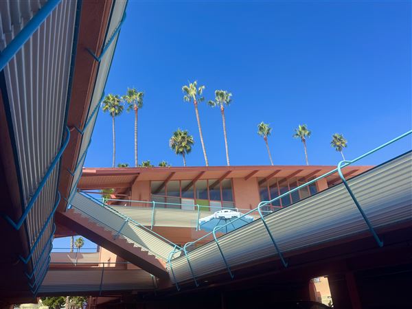 Hollywood Riviera (10/1/2025 - Credits: Jeff Hiner)