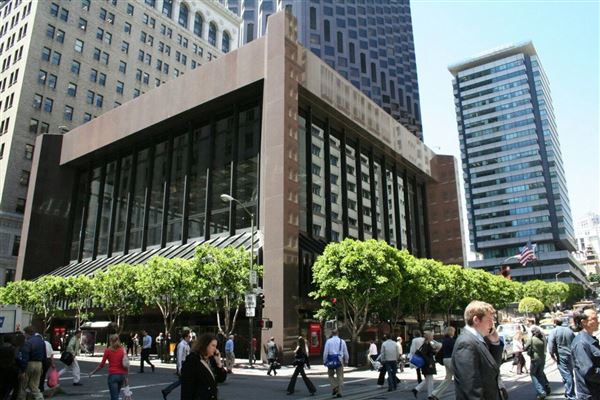 Financial District, San Francisco - California St. (10/29/2025 - Credits: San Francisco City & County Film Commission)