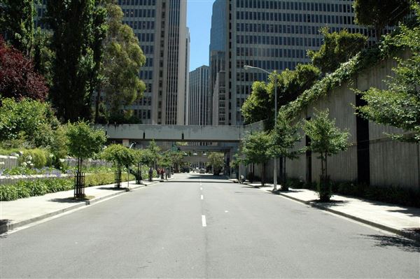 Financial District, San Francisco - Davis at Clay (10/29/2025 - Credits: San Francisco City & County Film Commission)
