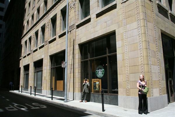 Financial District, San Francisco - Hallack Alley at Sansome (10/29/2025 - Credits: San Francisco City & County Film Commission)
