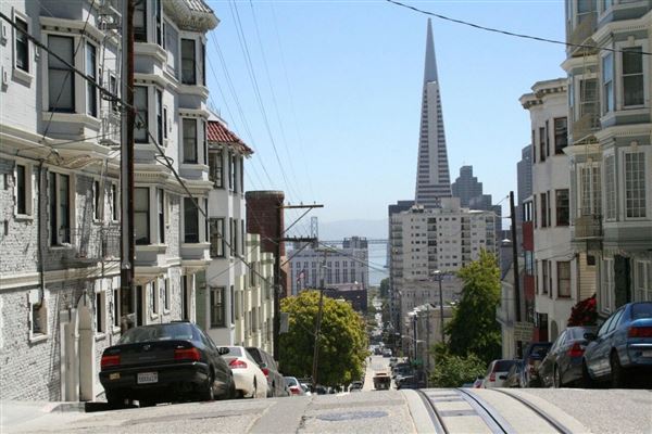 Financial District, San Francisco - Washington St. (10/29/2025 - Credits: San Francisco City & County Film Commission)