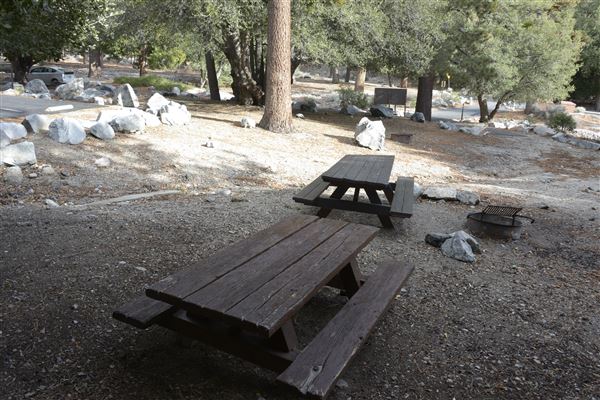 Crystal Lake Recreation Area / Campground - Angeles National Forest - Camping Loop A - Site 4 (1/30/2015 - Credits: Leo Fialho)