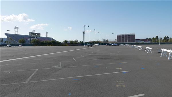 Veterans Memorial Stadium - Long Beach City College - Stadium Parking Lot (5/23/2016 - Credits: Leo Fialho)