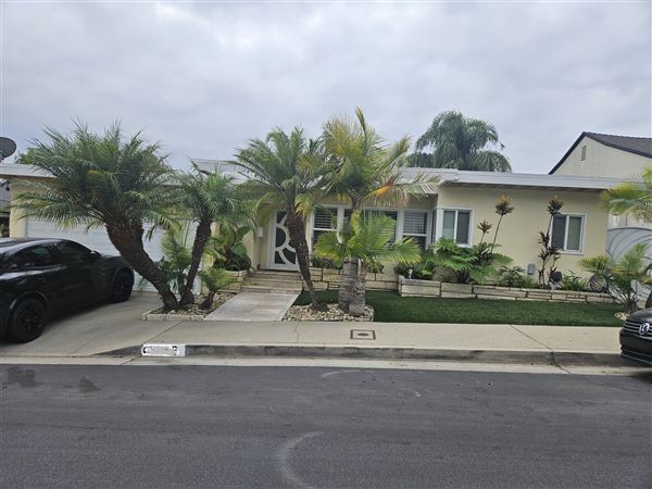 Don Luis Dr. Home (11/5/2025 - Credits: Gerae Vernon)