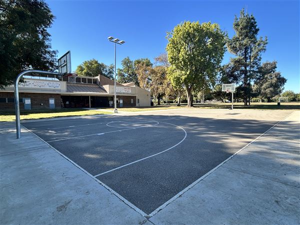 Winnetka Park and Recreation Center (11/10/2025 - Credits: Brandy Davis)