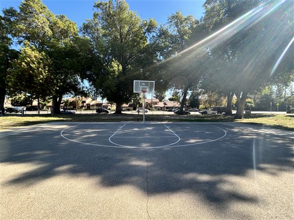 Winnetka Park and Recreation Center (11/10/2025 - Credits: Brandy Davis)
