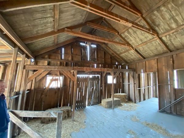 Big Sky Movie Ranch - Barns (11/17/2025 - Credits: Owner)