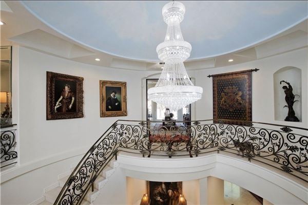 Chatsworth Hills Estate (12/5/2025 - Credits: Artur Harutyunyan)