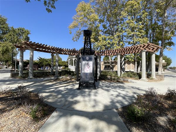 City of Coalinga - Frame Park (10/15/2022 - Credits: Public Doman (https://www.flickr.com/photos/sarahvain/))