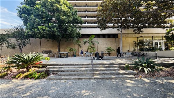LADWP Headquarters / John Ferraro Building - Outdoor Eating Area (2/25/2026 - Credits: Brandy Davis)