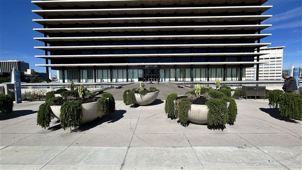 LADWP Headquarters / John Ferraro Building - Entrance (2/27/2026 - Credits: Brandy Davis)