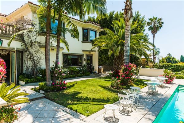 Cinematic LA Estate W/Gardens, Pool & Grand Stairs (4/5/2025 - Credits: Elegant Textiles, Inc.)